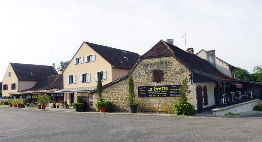 Hotel La Grotte Sagy (Saone-et-Loire) Exterior foto